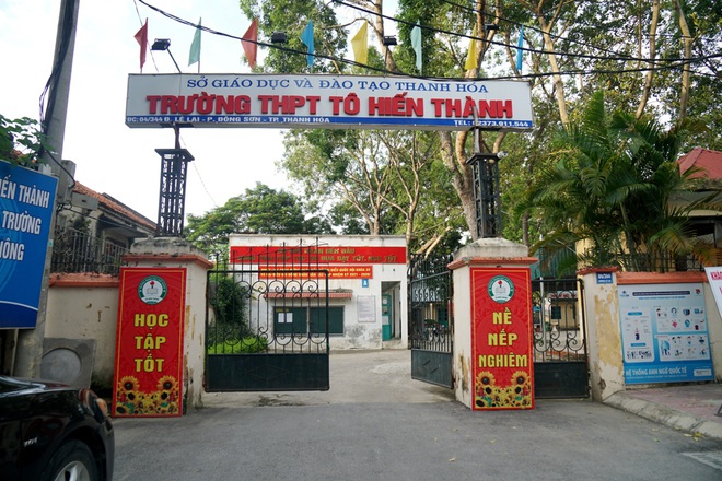 Trường THPT Tô Hiến Thành nơi em Tuyết theo học.