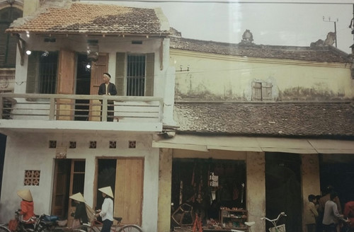 Nhà phố cổ ở Hàng Đào – Hà Nội năm 1984