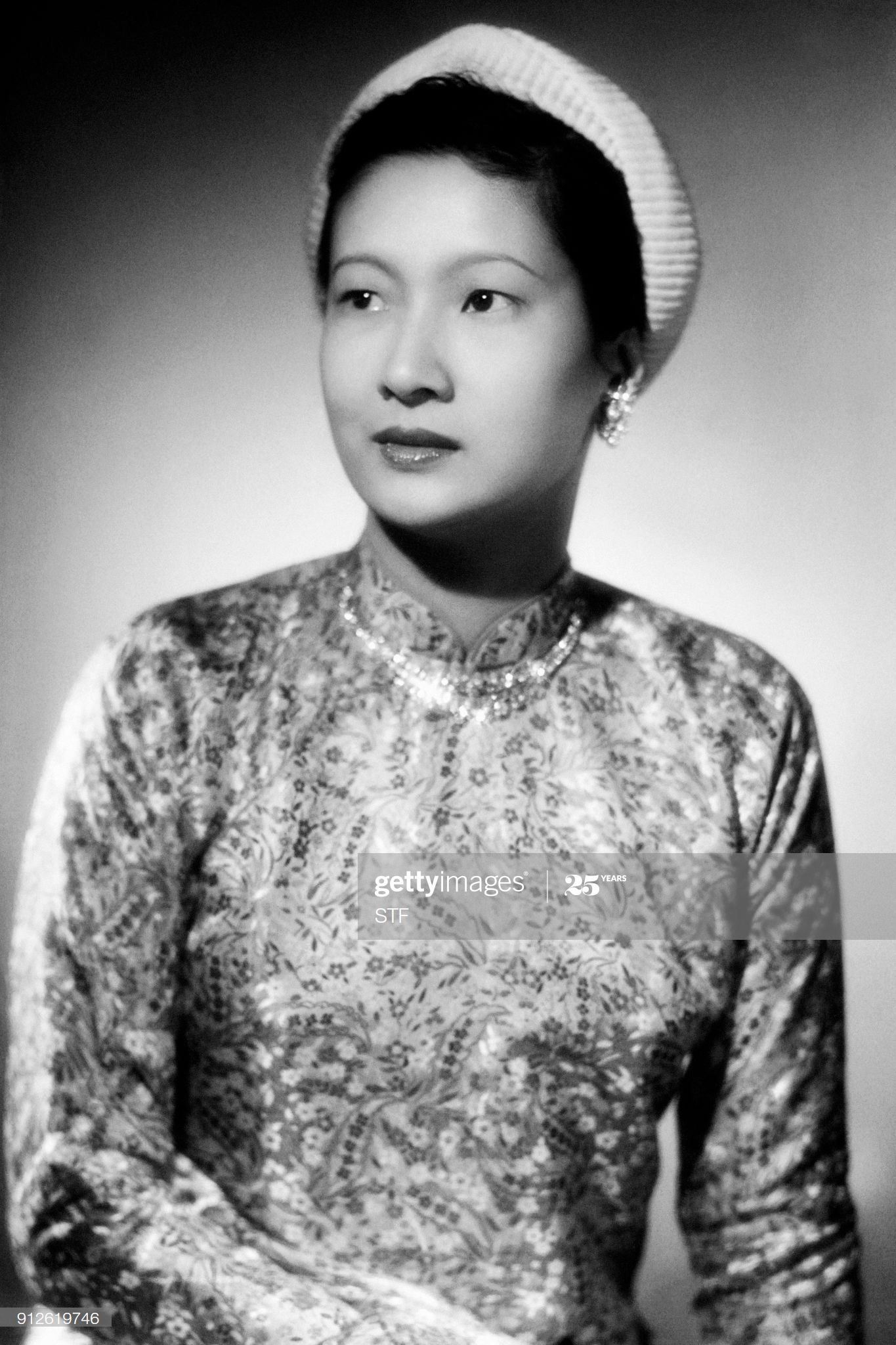 Chân dung Nam Phương Hoàng hậu năm 1940